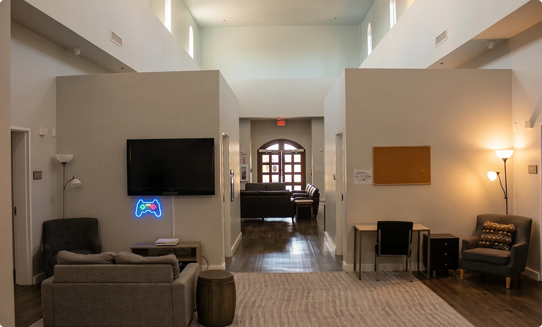 The group room at Virtue Recovery Houston