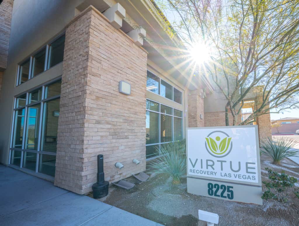  Las Vegas Robindale Detox Center Entrance