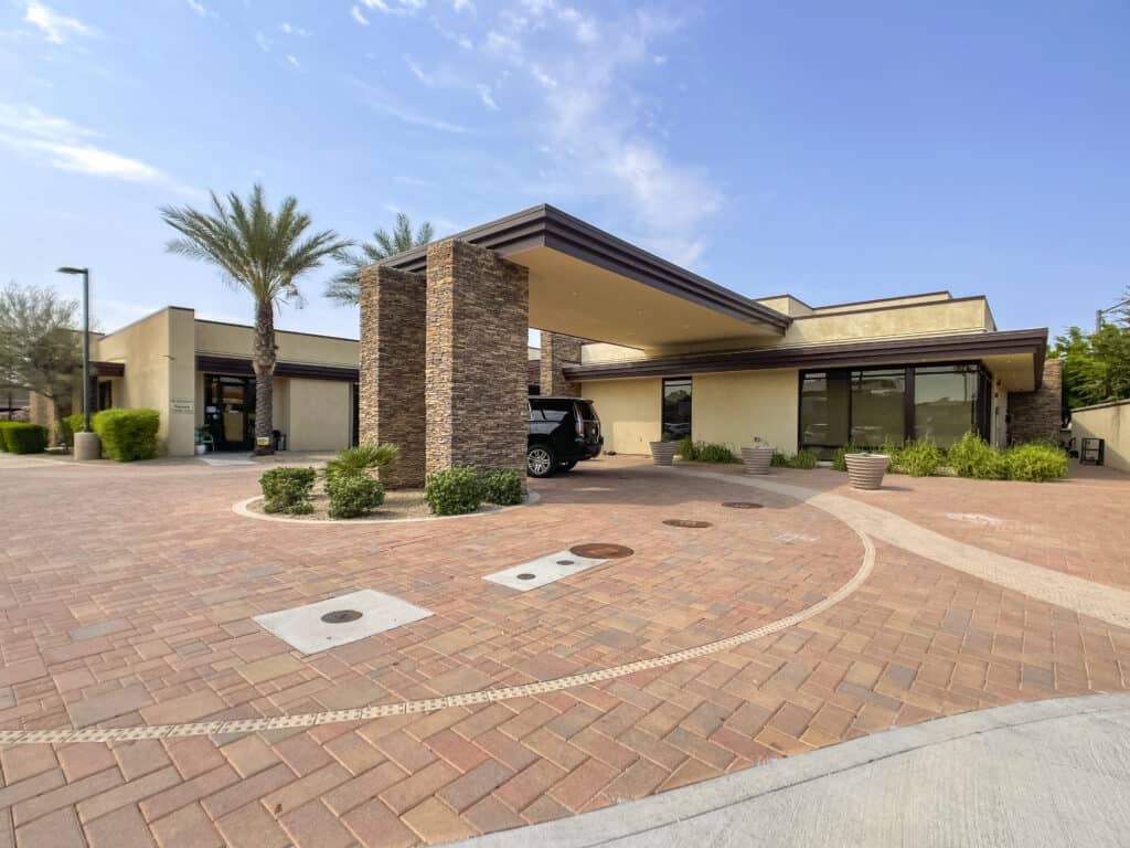  Virtue Recovery Center Sun City West Arizona Driveway With Car