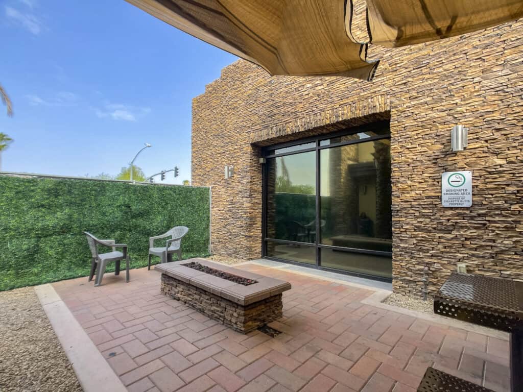  Virtue Recovery Center Sun City West Detox Fireplace Smoking Area
