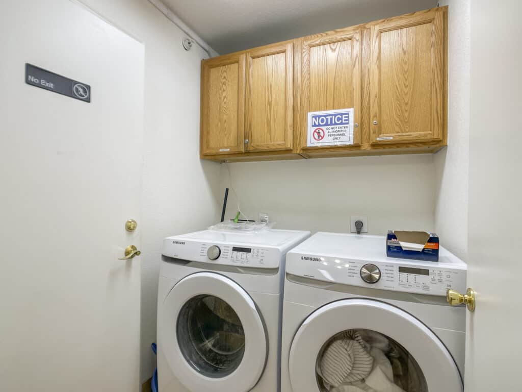  Virtue Recovery Chandler Addiction Treatment Community Laundry Room