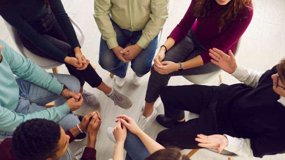  12-Step Group Therapy at Virtue Recovery Center Addiction and Eating Disorder Treatment
